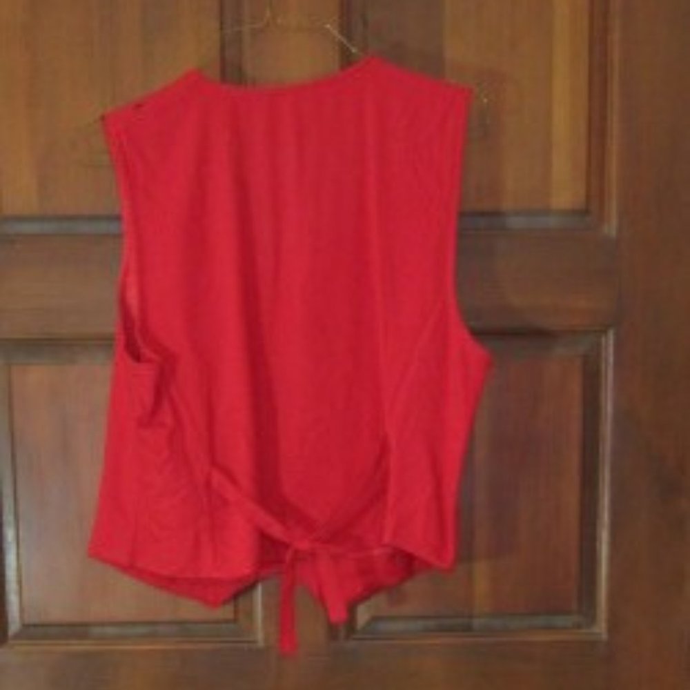 Large Red Vest by FSTOP Large - Picture 4 of 4